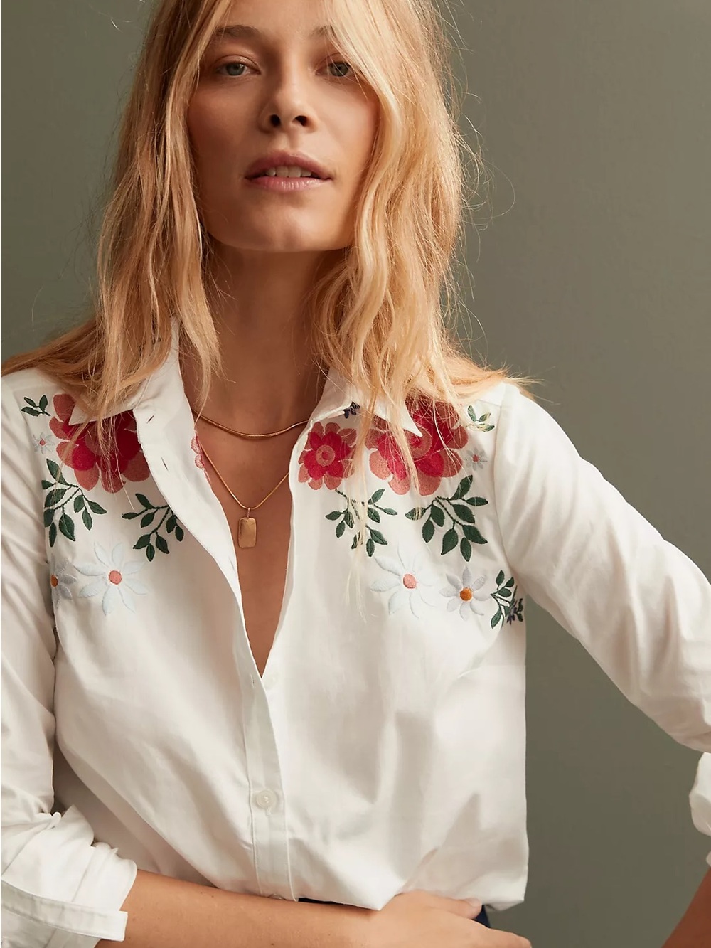 ANTHROPOLOGIE Maeve Embroidered Floral Buttondown